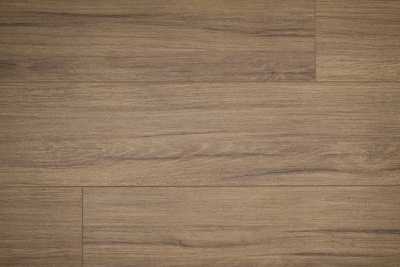 Замковый ламинат 100% натуральный, состоит из осины и березы 50/50, толщина 8 мм., водостойкий (72 часа защиты от воды), 34 класс износостойкости/AC6, ударопрочный. Структура D глубокие поры